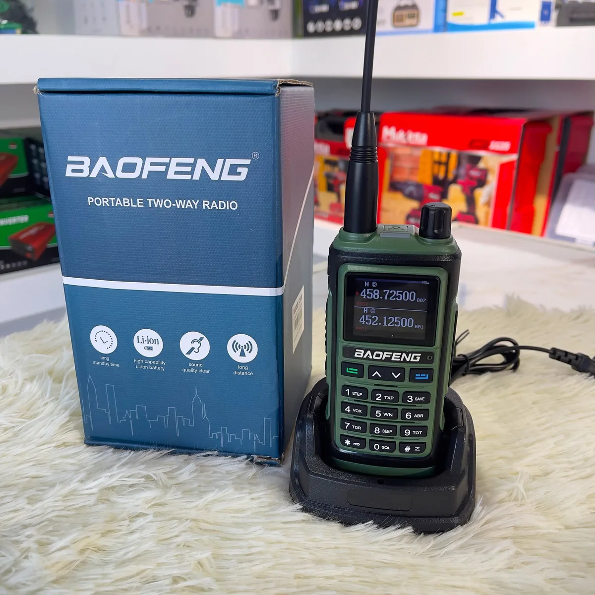 Radio de Comunicación Baofeng Portable Two-Way Radio
